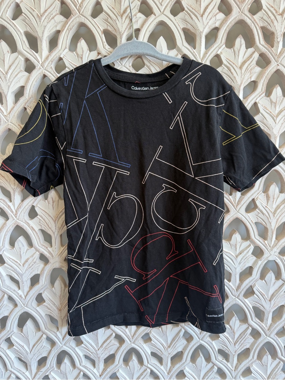 Calvin Klein Jeans Boys Black Logo Graphic T-Shirt Size 5